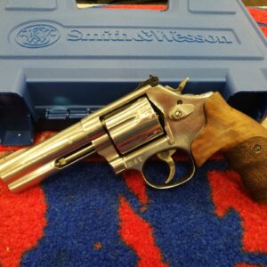 Smith & Wesson mod. 686 cal. 357 Magnum